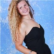 Laurenda in scienze dell'educazione offre lezioni private in smart working e non su materie umanistiche, inglese e scienze